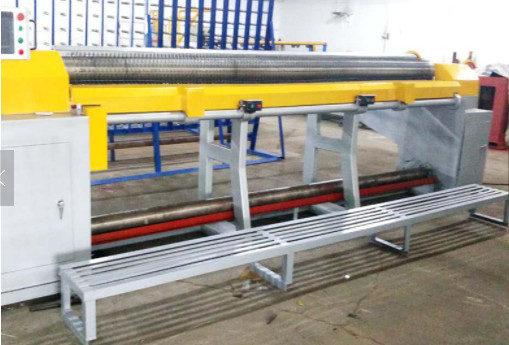 Galvanized W2000mm Hexagonal Wire Mesh Machine For Rabbit Netting