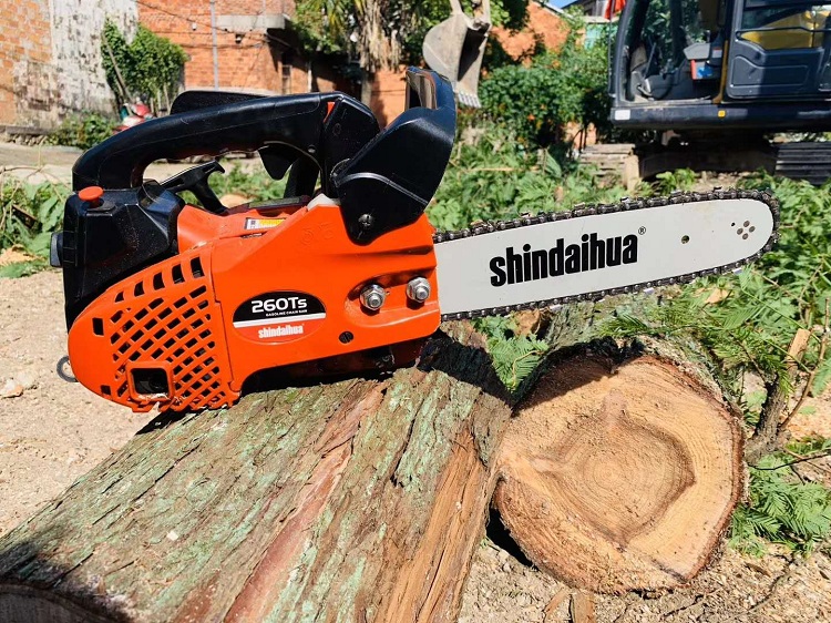 Wood Cutting Gasoline Chain Saw 1100w 2 Stroke Cordless Chain Saws