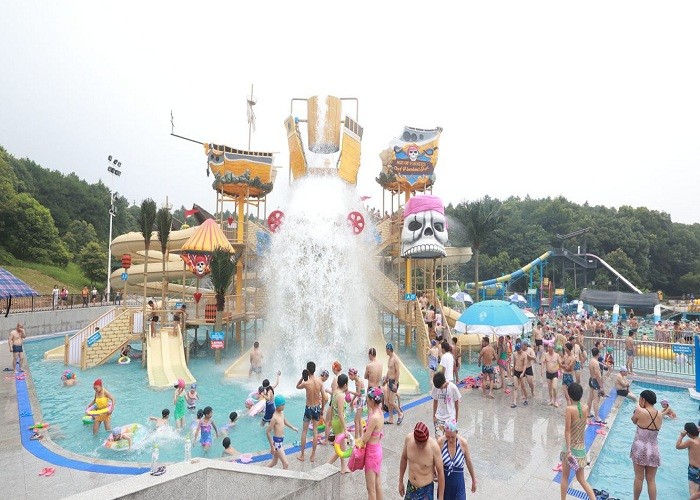 Amusement Playground Swimming Pool Water Slides Park Rides
