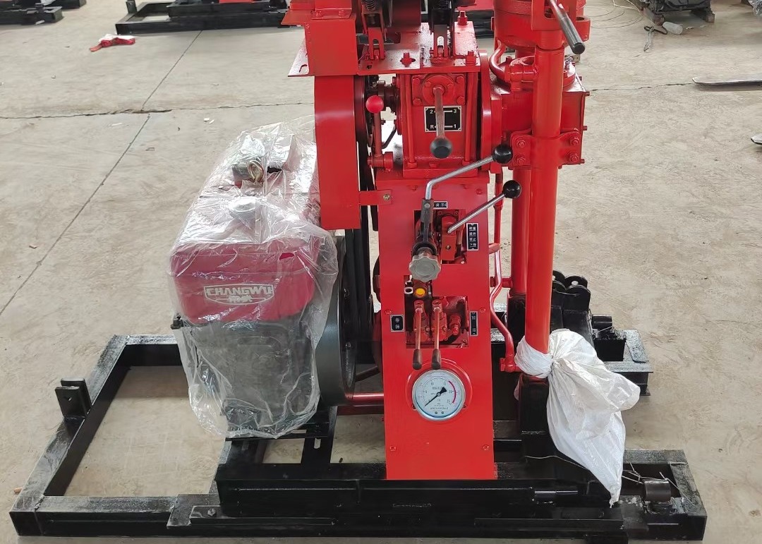 Small Portable 50m Diamond Core Drilling Rig For Soil Drilling