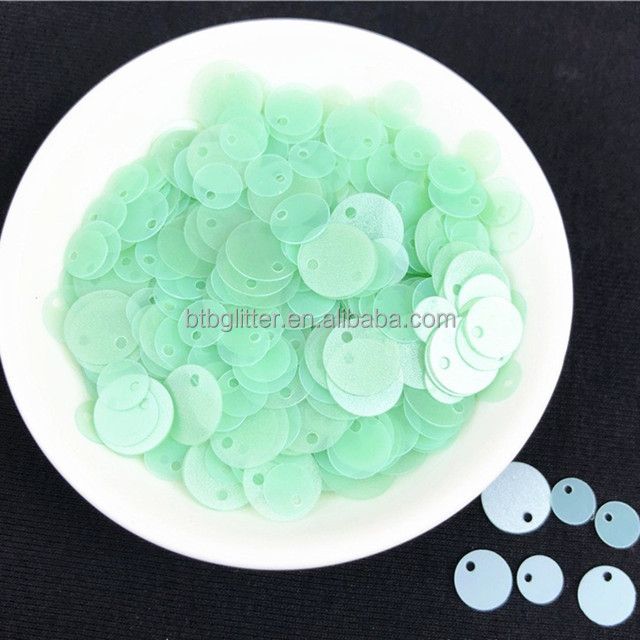 OEM/ODM Yes.We Provide OEM White and Green Sequins Feathers Fully Sequined Applique Patch DIY Craft Essential