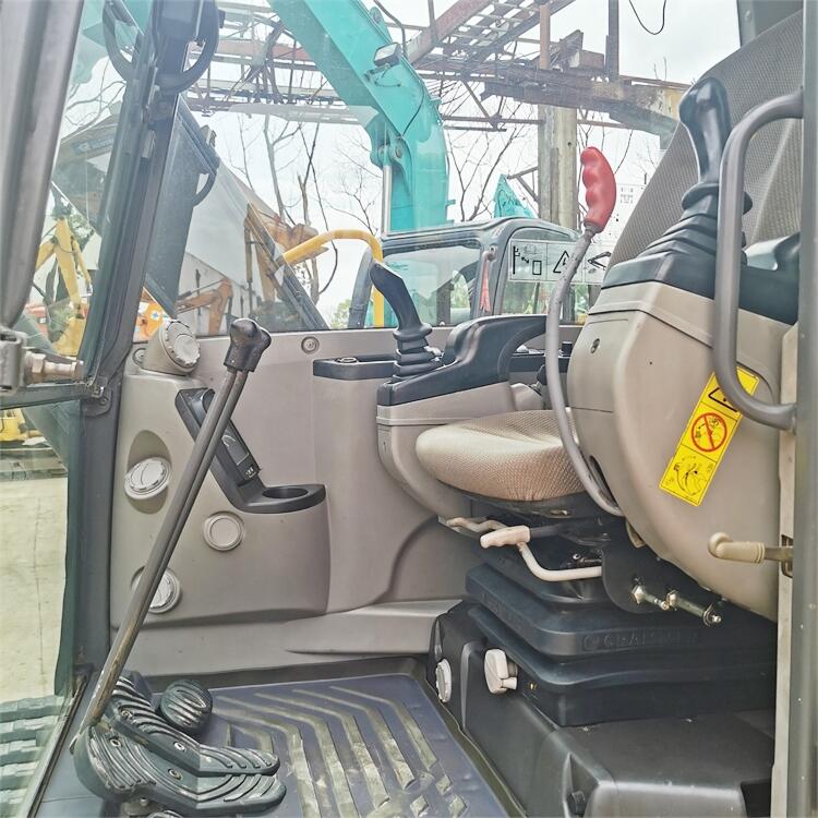 Korea's Top Choice Second Hand Volvo EC80D Excavator with 7450 KG Operating Weight