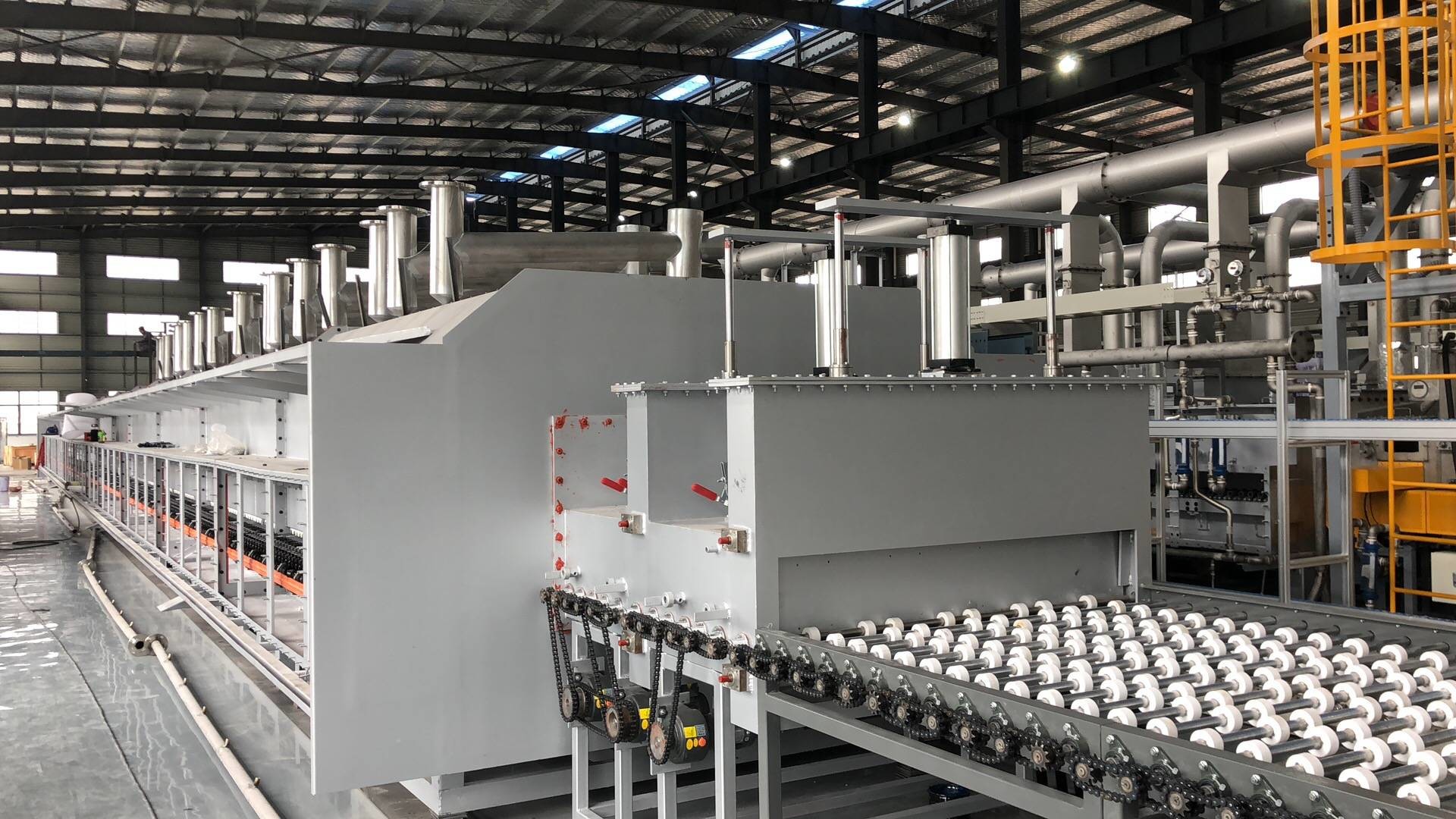 Amorphous Carbon Materials Sintering Air Atmosphere Roller Hearth Kiln Fully Automatic Intelligent