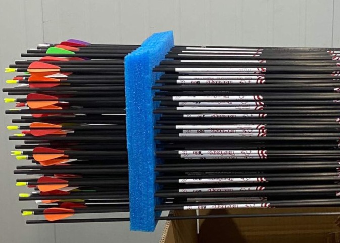 ID.300"(7.62mm) Standard Size Straightness .001" ,Vanes Fletched Tackler Crossbow Bolts for turkey and deer hunting