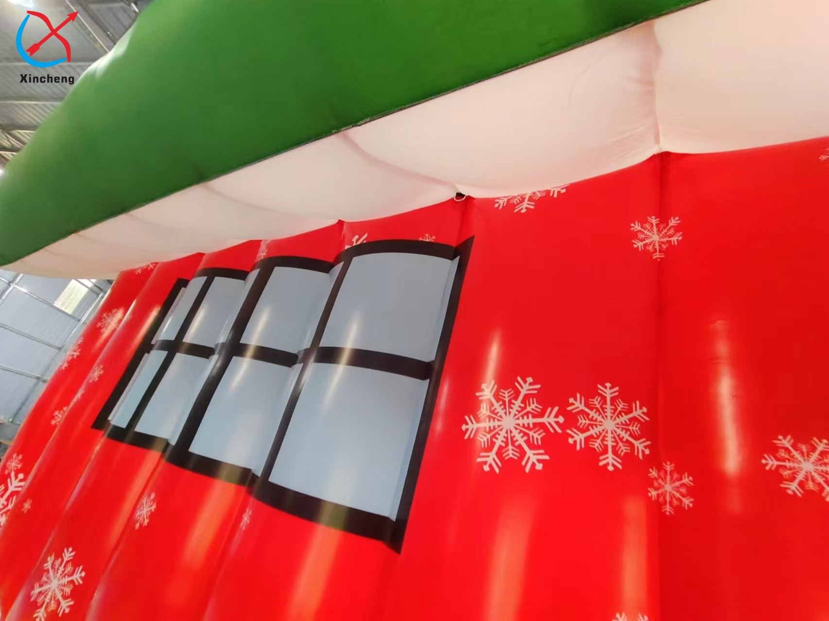 Manufacturer Inflatable Christmas House Outdoor Holiday Decoration With LED Light