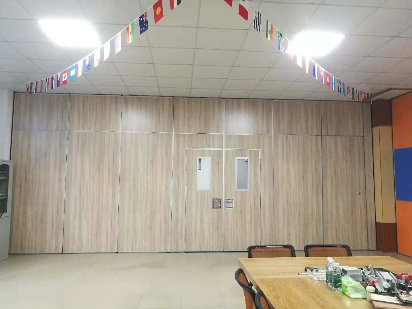 Custom Banquet Hall Soundproof Partition Wall , Folding Room Partitions