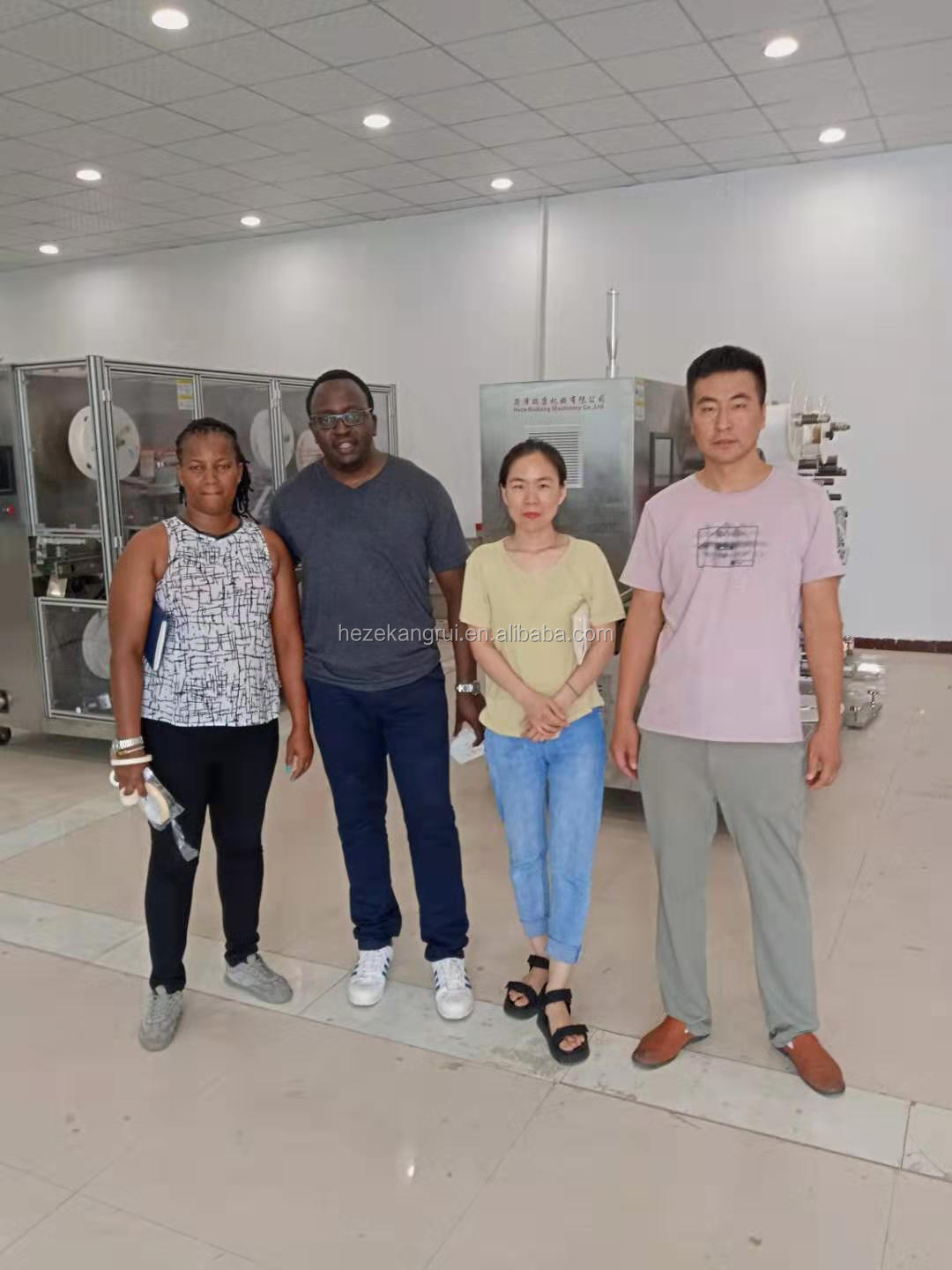 Automatic Wound Dressing Machine 2.8X0.8X1.8m 3.5KW Multifunctional