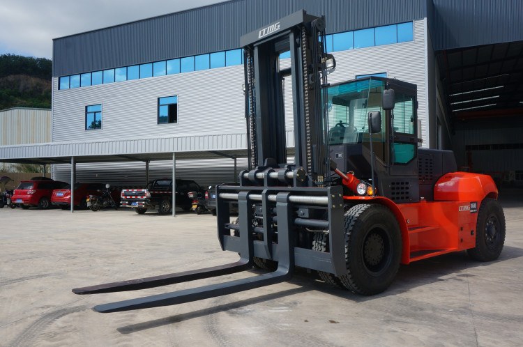 Quick Smooth Lifting 16 Ton Forklift Warehouse Lifting Equipment FD160