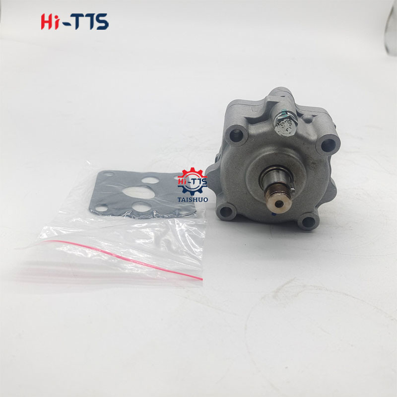 Engine Machinery Part V2403 V2203 V1702 Engine Oil Pump 15471-35013 15471-35012.