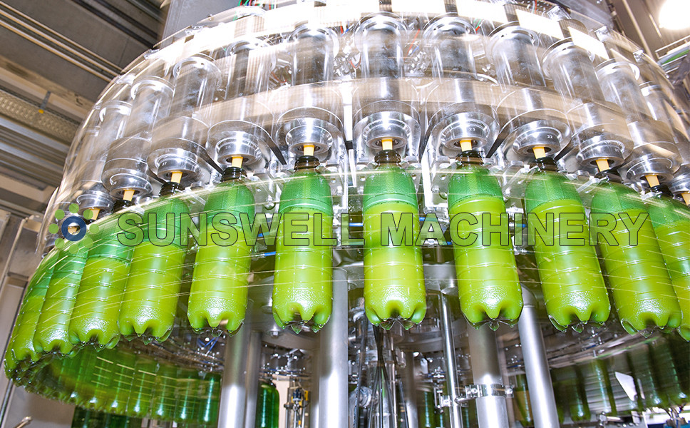 Fruit Juice Crush Water Treatment Line , Juice Bottling Equipment
