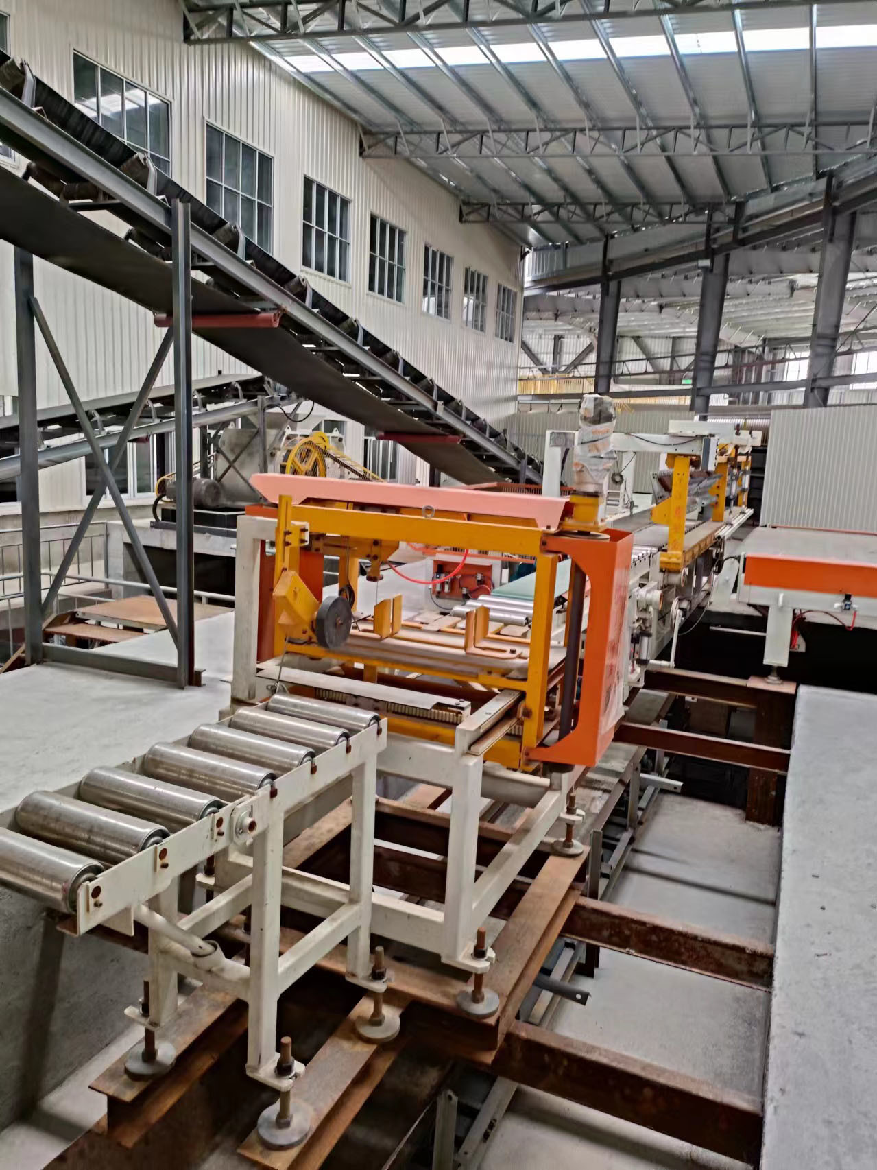 Automatic Control Cutting System Brick Plant System With 18.8kw Power
