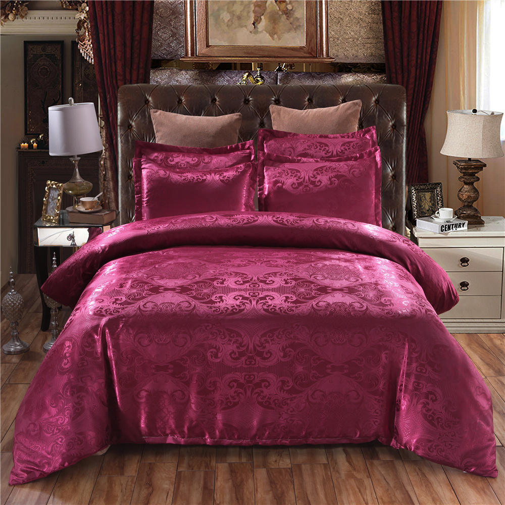 National Standards Color Fastness Grade Satin Silk Hotel Bedding Sets in European Style