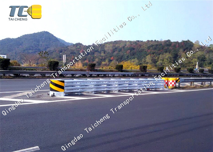 Highway Steel Tunnel Entrance Anti Collision Pad Guideable Yellow Crash Attenuator