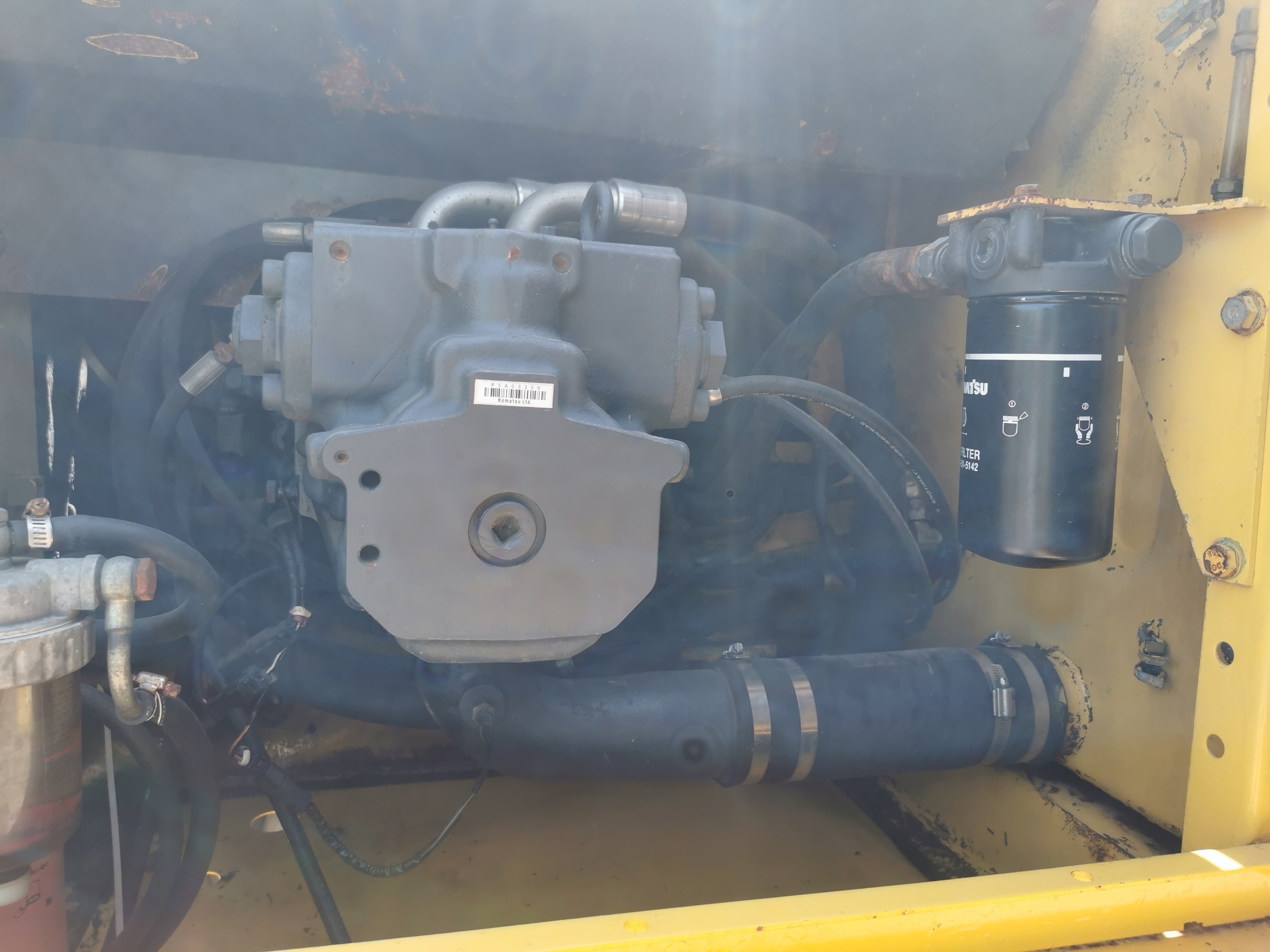 Good Condition Komatsu PC200 Excavator Japan 20 Ton with Original Hydraulic Cylinder