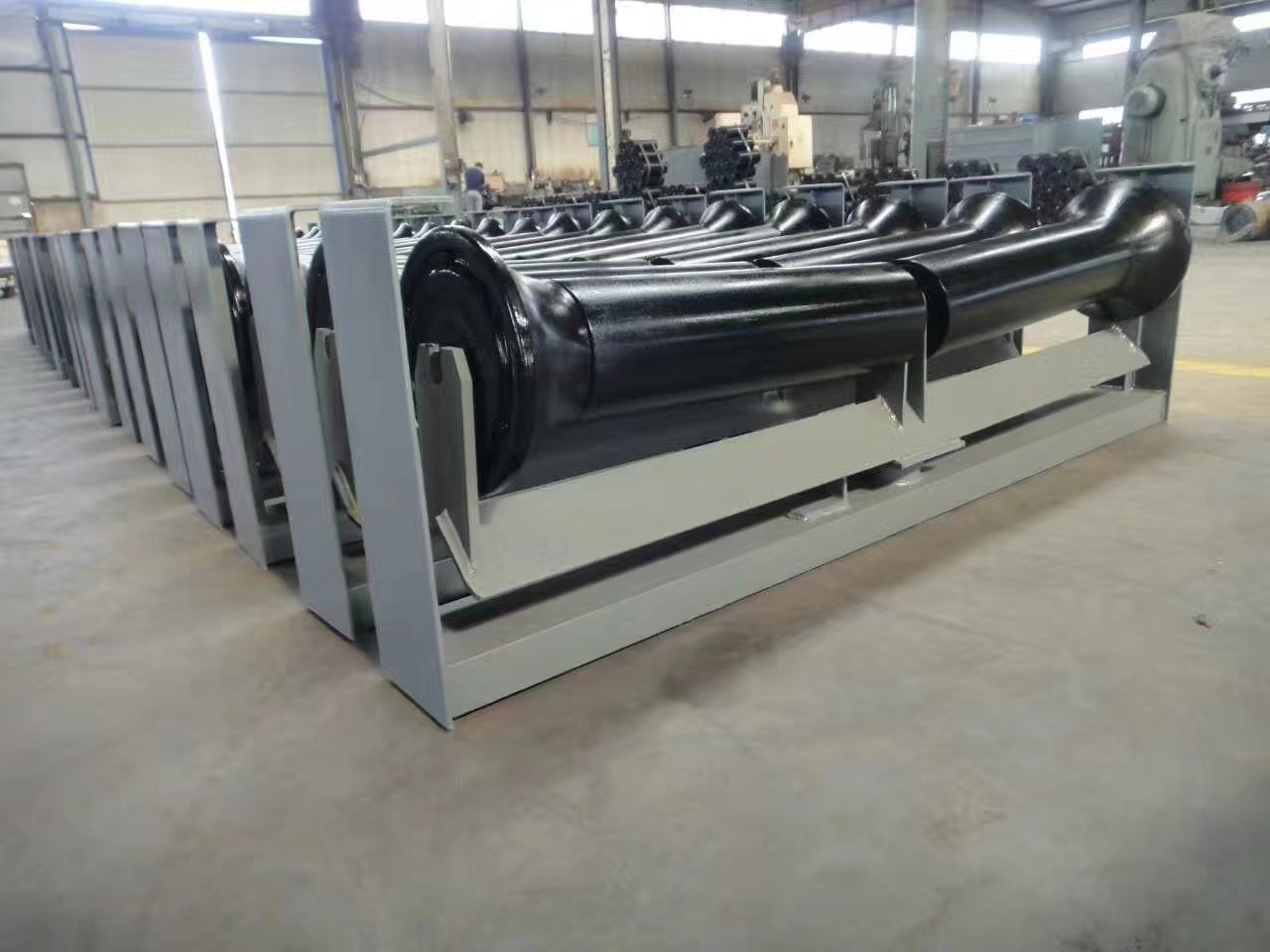 Anti Alkaline Conveyor Belt Idlers Rubber Coated Conveyor Drive Rollers