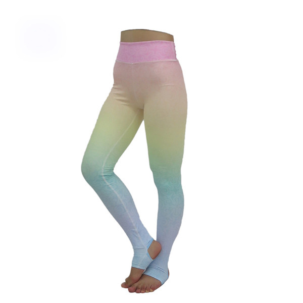 Soft Comfortable Yoga Wear Clothing Tight Fitting Yoga Pants OEM Service