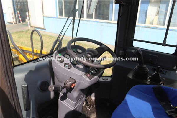 3T Small Front Loader With 1.8m³ Bucket Capaity Can Be Optional As Deuta Or Weichai Engine