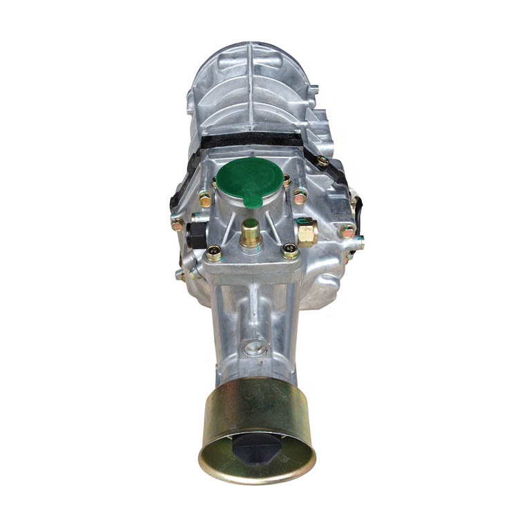 Transmission Assembly Gearbox for Toyota LCV Europe Truck Hilux Pickup 4x2