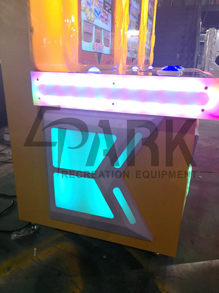 Commercial Electronic Coin Pusher Redemption Game Machine 2150 * 820 * 2200MM