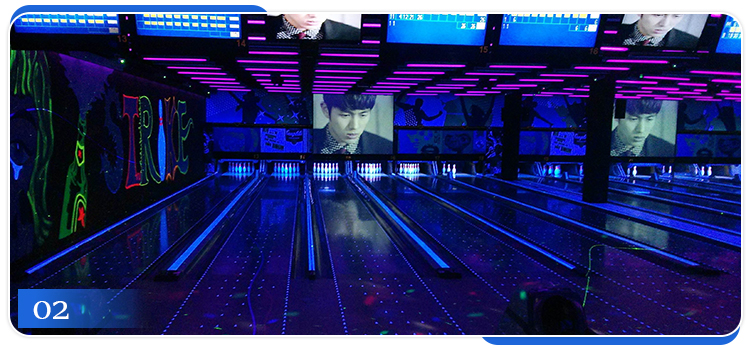 Manufacture's 31x1.75 Black Bowling Lanes with String Pinsetter and Affordable Choice