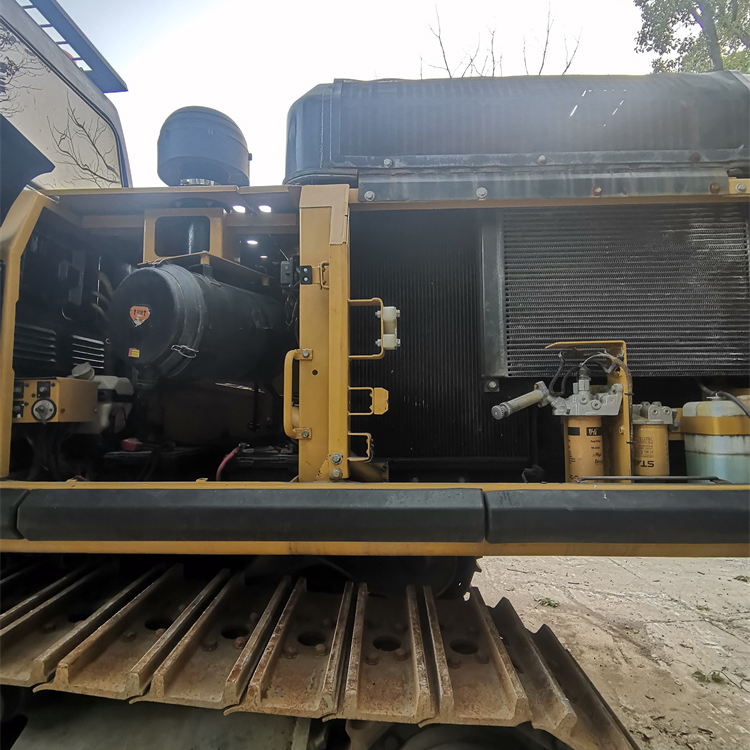Original 36 Ton CAT 336D2 Excavator from Japan Large Size with 1.8 m3 Bucket Capacity