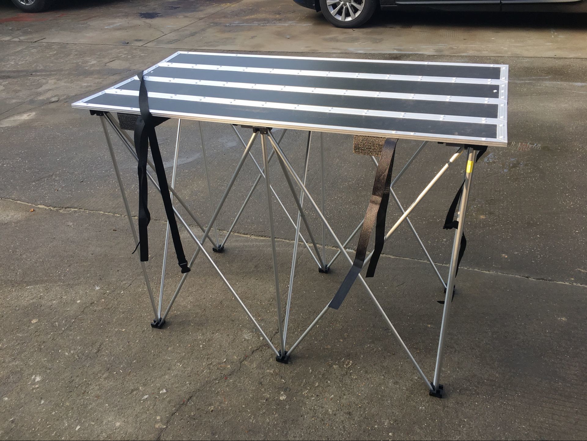 Plywood Aluminum Dj Stand Table Built In Shelf Folds Down Easy Transport