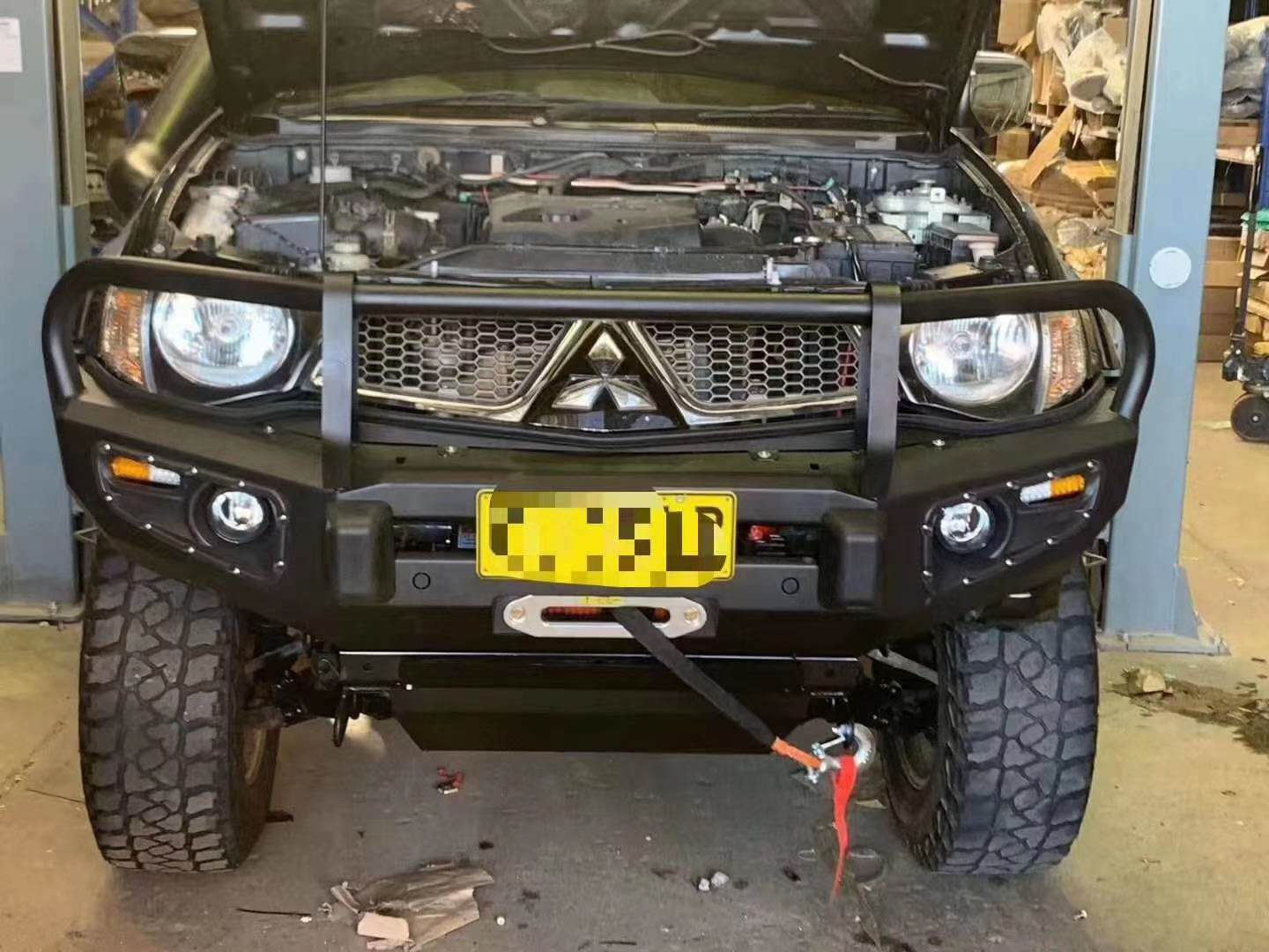 Customized Thickness Car Body Kit for Mitsubishi Triton Steel Front and Rear Bumpers