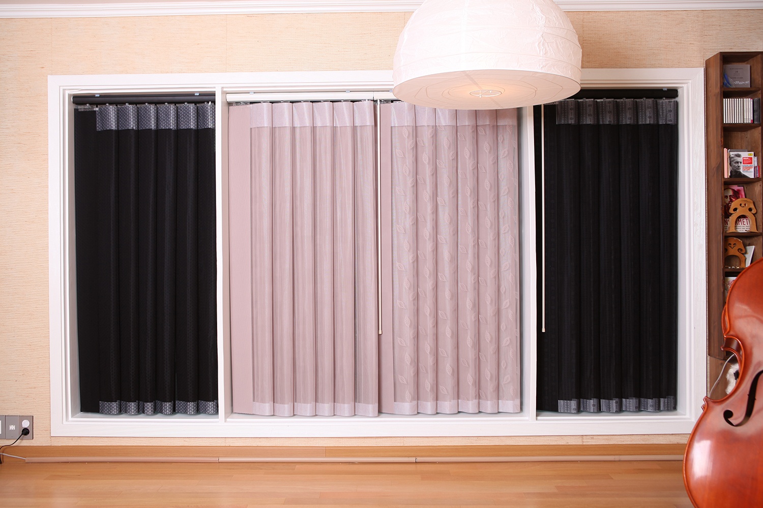 Electric Modern Vertical Fabric Blinds , Pink Window Blinds For Luxury Home