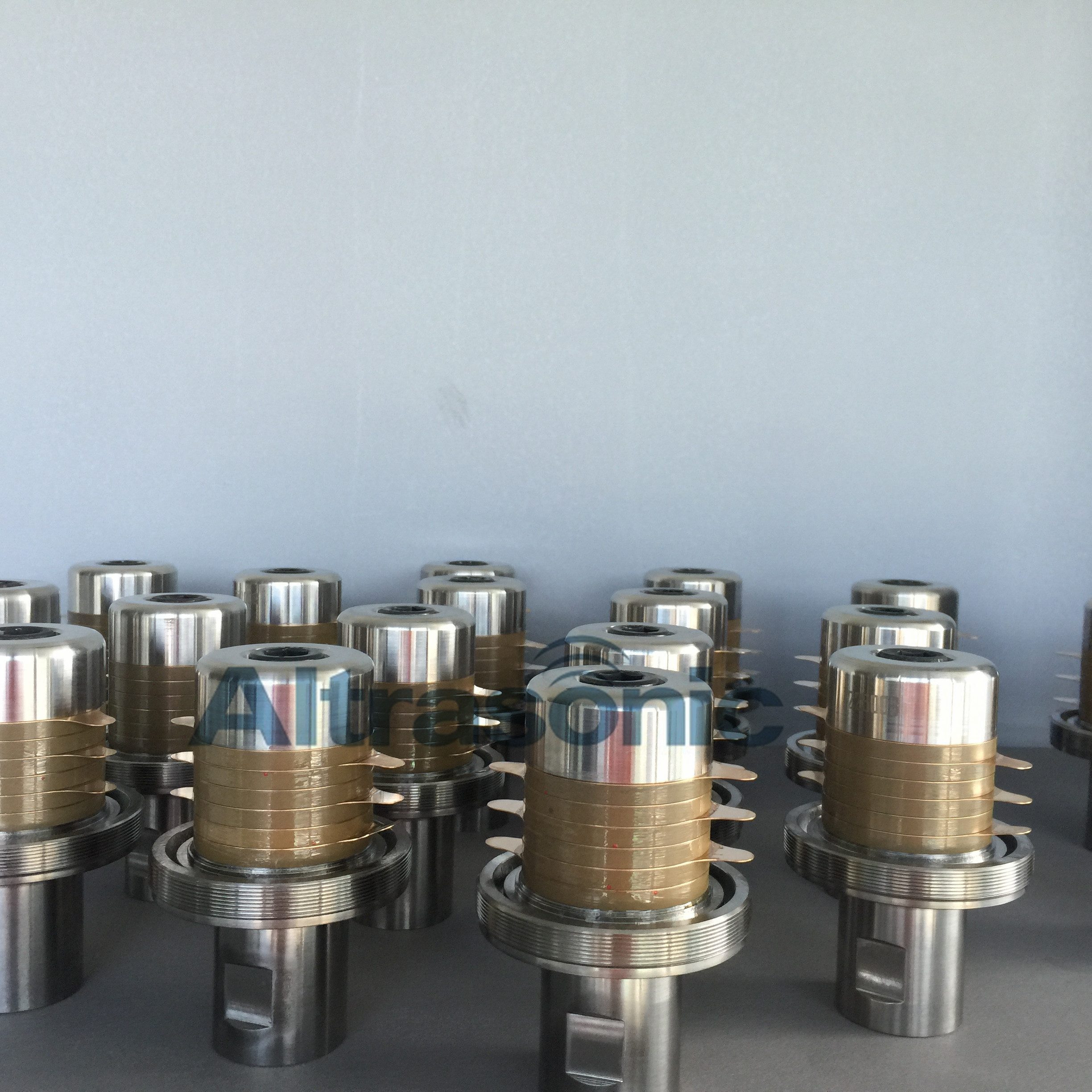 High Power 3000 Watt Ultrasonic Welding / Sonochemistry Application Converter