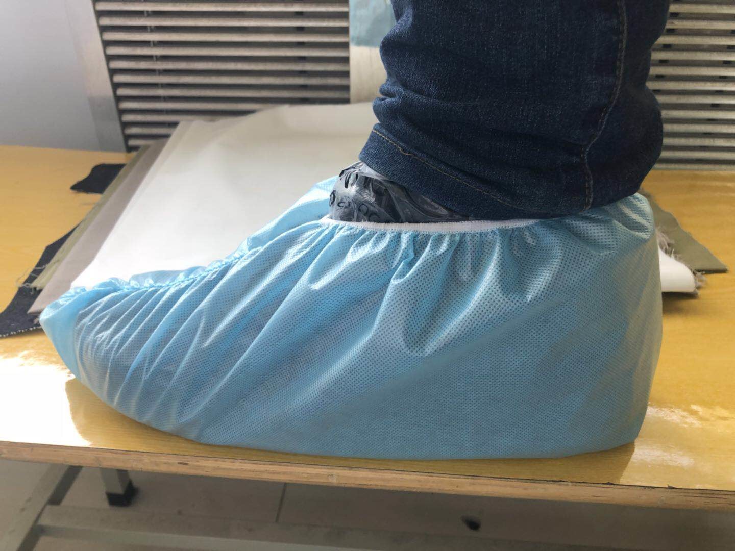 Anti Slip Non Woven Disposable Foot Covers