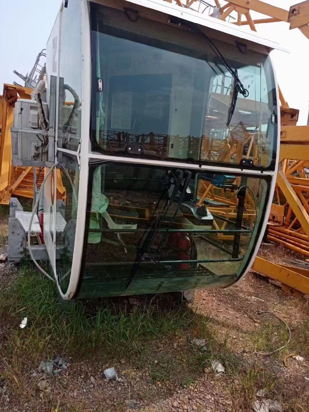 P Otain (MC320) Tower Crane Was Manufactured in 2019