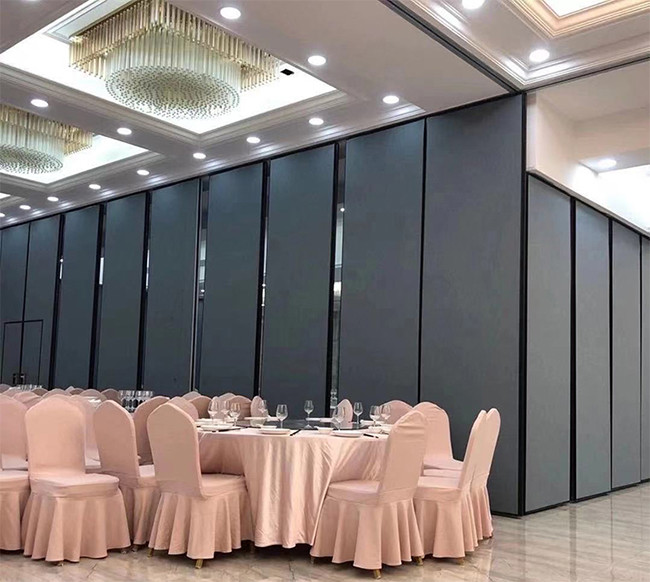 22kg/M2 Soundproof Sliding Wall Divider Fabric Surface Partition Wall In Hall