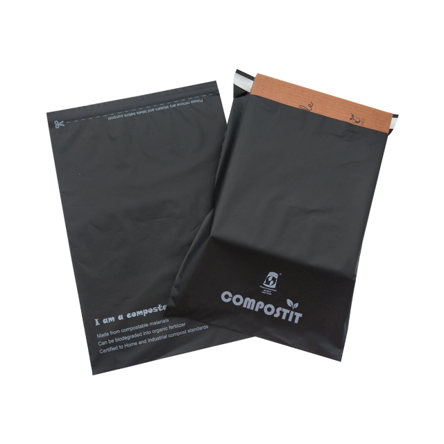 Waterproof Recycled Plastic Mailing Bags For Clothes Self Adhesive Ultraportable