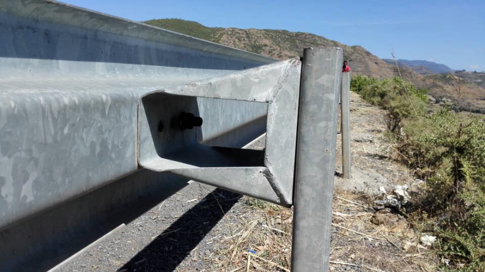 Hot Dip Zinc Coated Galvanized Steel Guardrail Spacer With ISO9001 2008 Certification