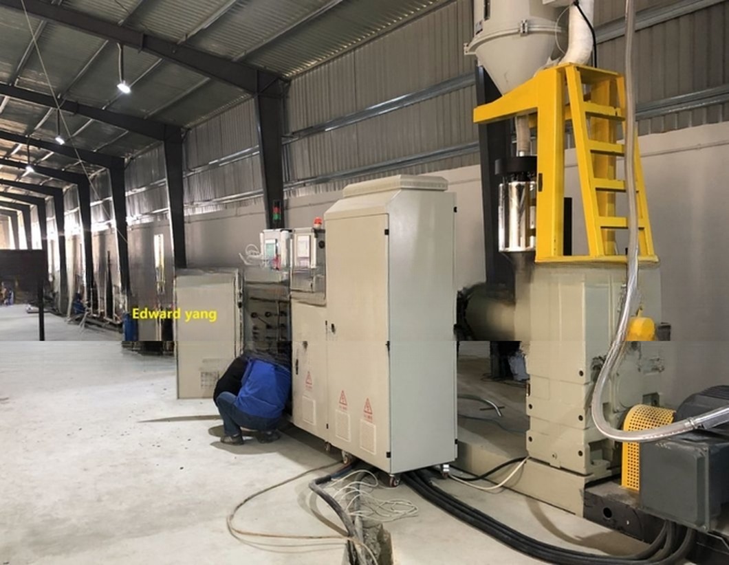Water Supply HDPE Pipe Production Line/Extrusion Machine 315-630 mm
