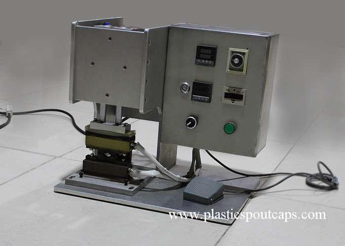 Semi - Automatic Plastic Spout Stand Up Pouch Sealing Machine For Seal Press Nozzle