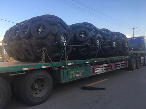Yokohama Pneumatic Rubber Fender For Refrigerated Transport Ship