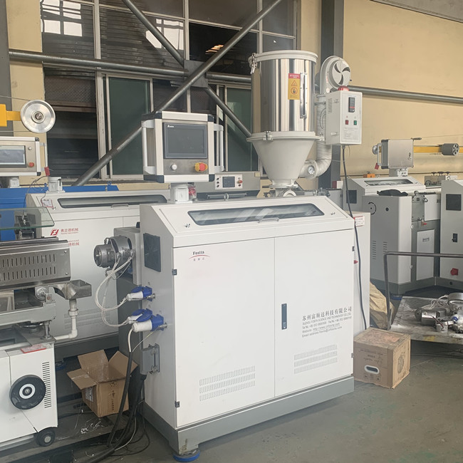 150kg/H Plasticization PVC Polyethylen Extrusion Line Single Screw