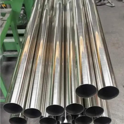 304L 304 stainless tubing Silver Hardness ≤90HB For Dependable And Resilient