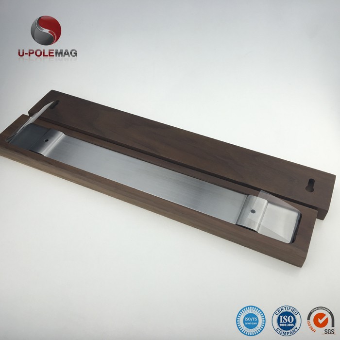 NdFeB Magnet Material 16-Inch Walnut Wooden Magnet Knife Holder Magnet Bar Kitchen