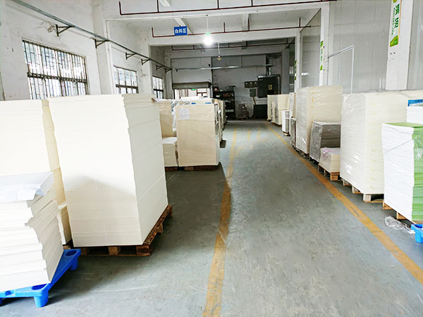 Custom Order Pink Cardboard Paper Postal Boxes for Environmentally Friendly Packaging