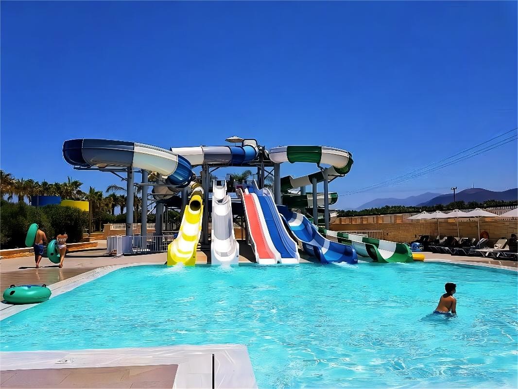 ODM Water Amusement Park Rides Facilities Swimming Pool Fiberglass Slide for Children
