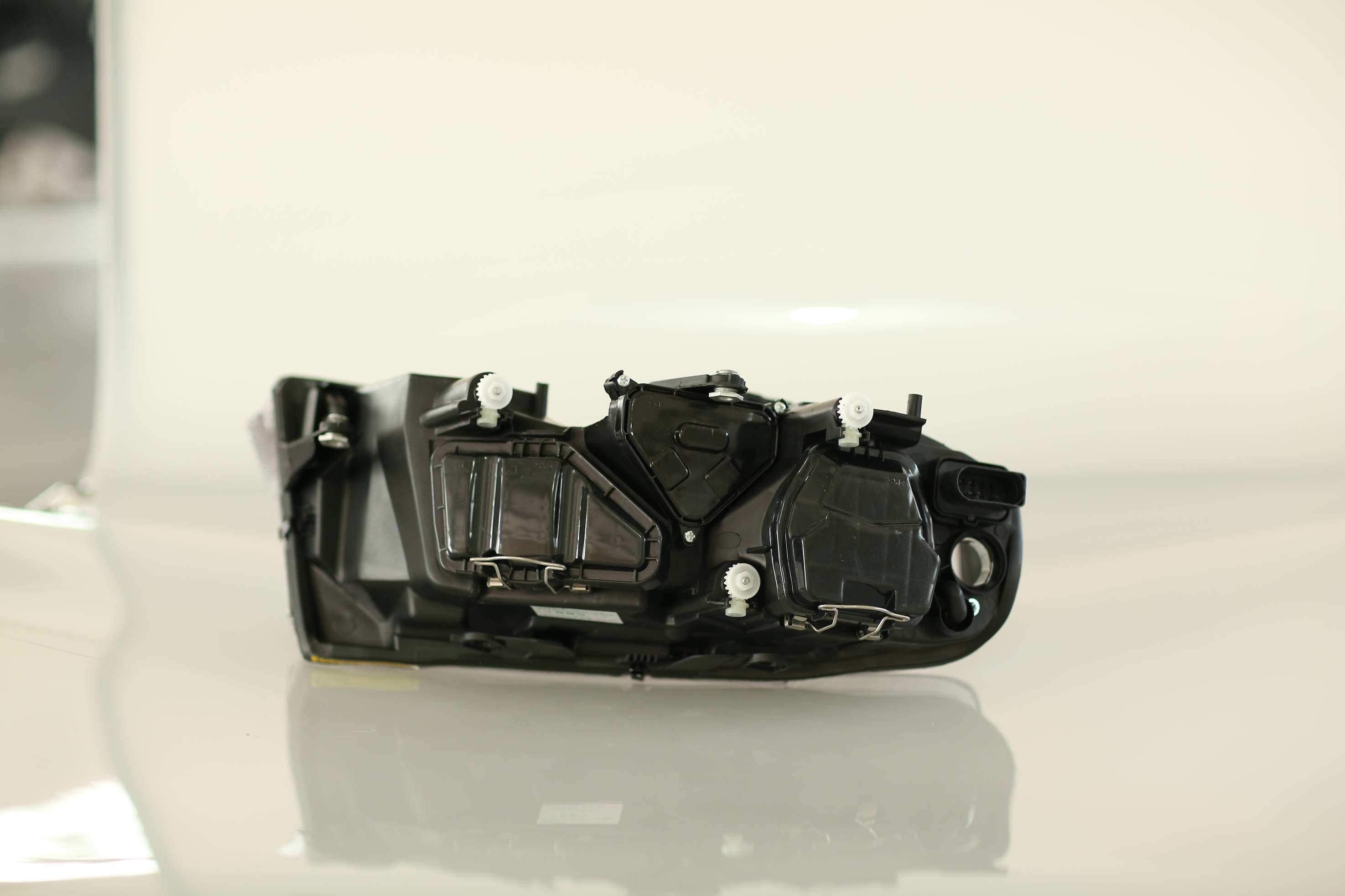 2005 2007 2008 2006 Volkswagen Passat Headlight Assembly 3BD 945 017 B