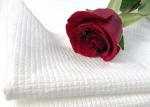  White Spunlace Nonwoven Fabric 70% Tencel / 30% Cupro Sample Available Manufactures