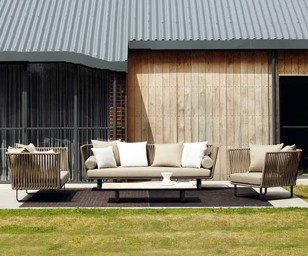 Italian Style Outdoor Garden Furiture Weather Resistant Rattan Lounge Set