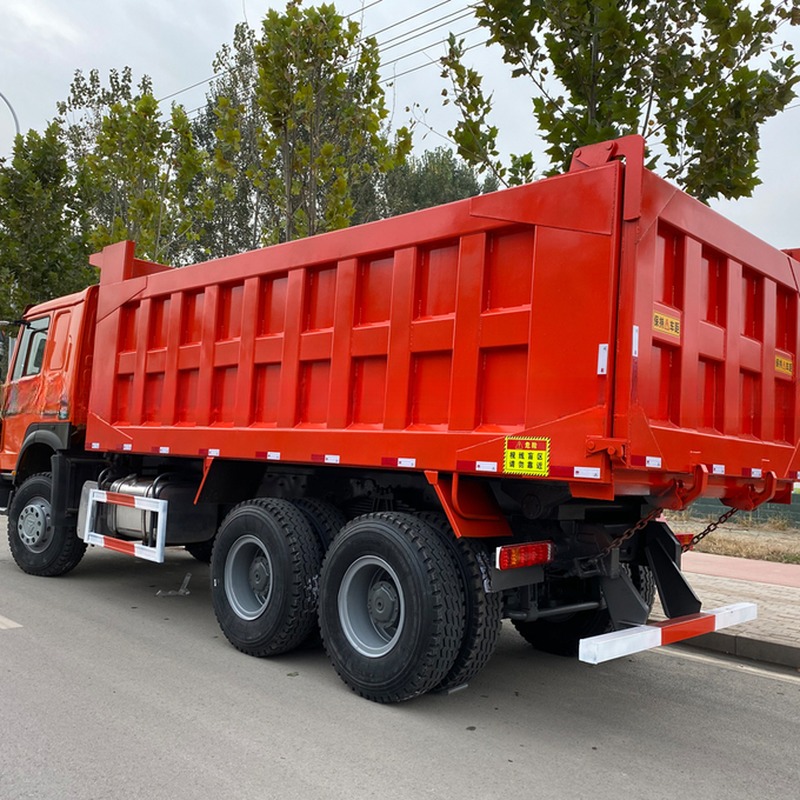 6 Cylinders Used SINOTRUCK HOWO 6X4 Euro 3 Dump Trucks for Mining Transportation
