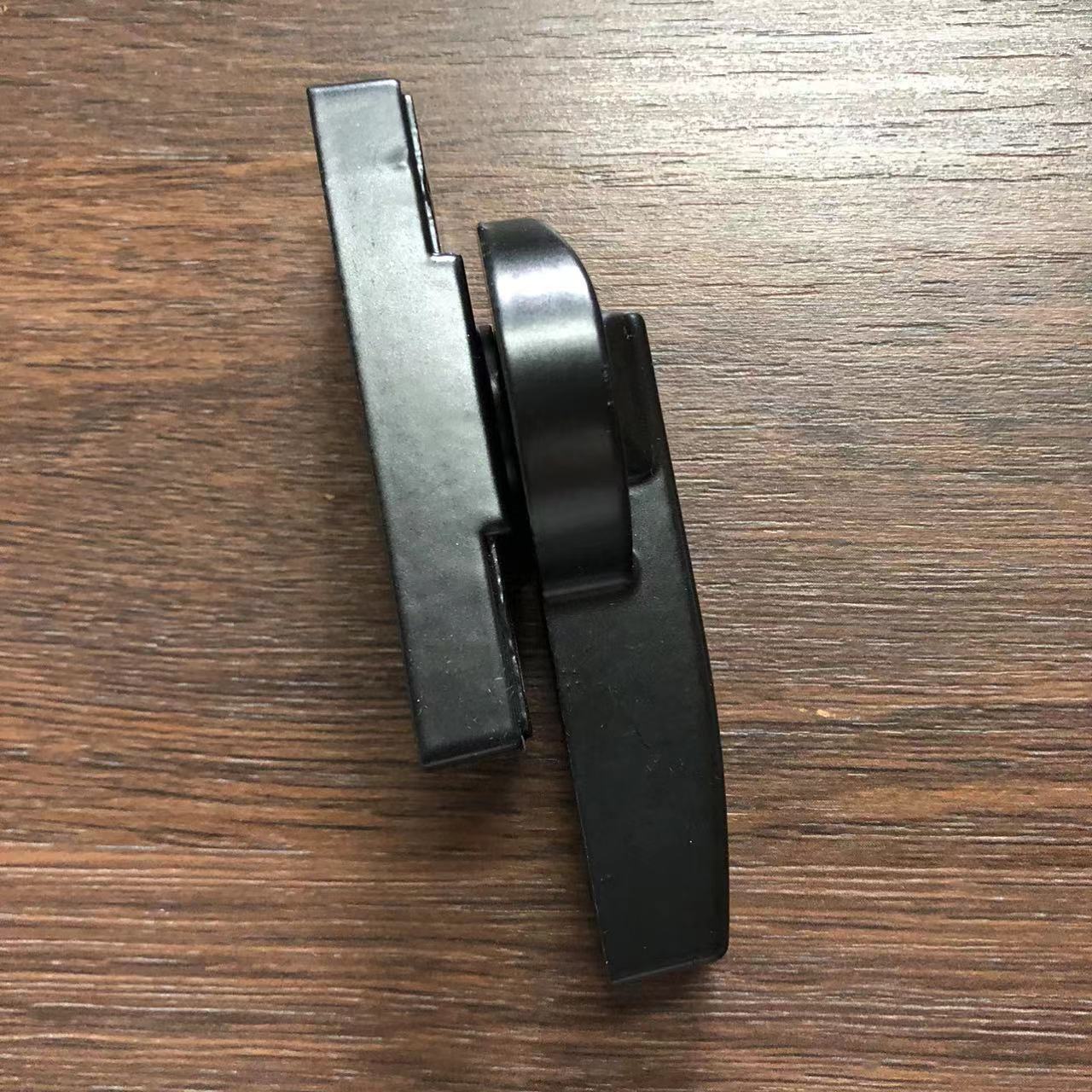 UPVC Aluminum Alloy Central Security Locks Crescent Lock with 55g Weight Painting Style