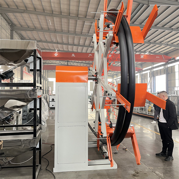 PE Flexible Tube Machine , High Speed Water Supply Pipe Machine