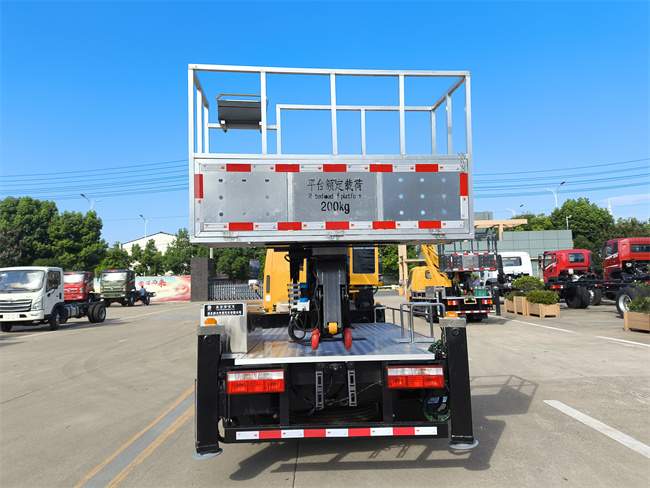 Customized Small 4x2 4x4 25M Truck Mounted Aerial Working Platform