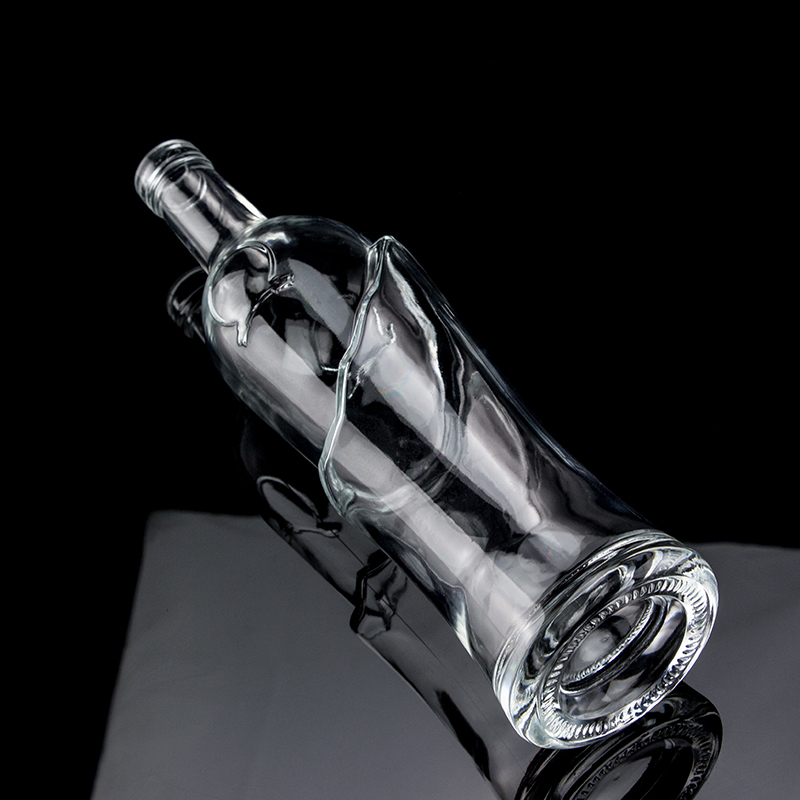 750ml Super Flint Round Glass Bottle With Screw Cap for VODKA Customize Embossed